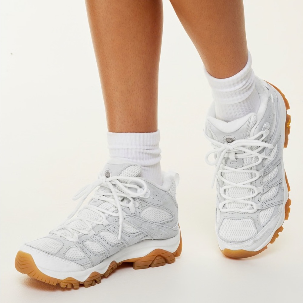 Merrell White and Tan Moab 3 mid waterproof hiking shoes